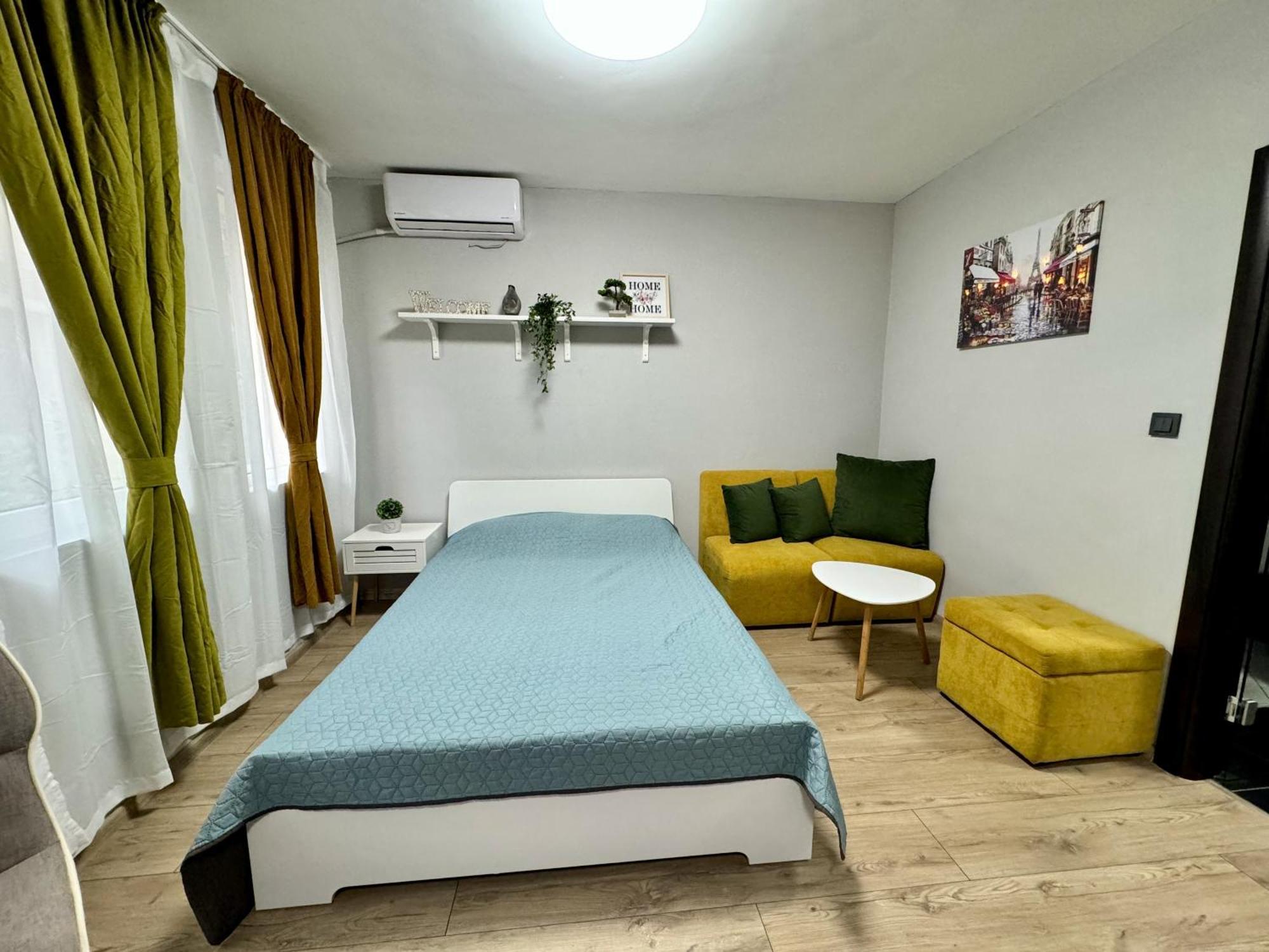 Central Studio Apartment - Varna City Eksteriør bilde